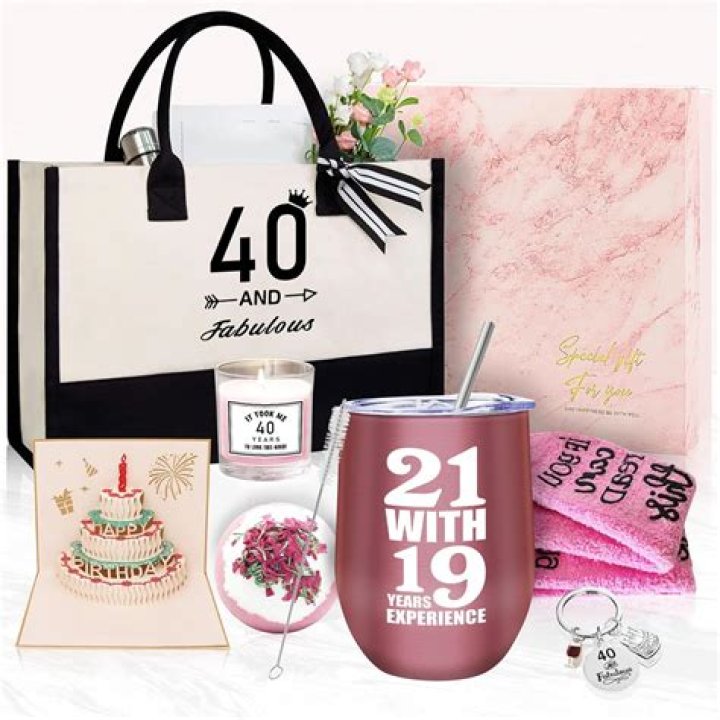 'Bethenny Ever After' Recap: 'Mama' Has A Breakdown At Her 40th B-Day Bash!