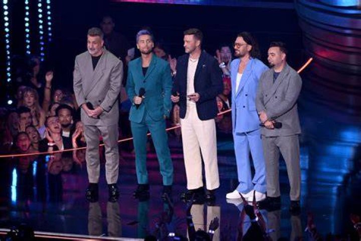 2016 MTV VMAs: Men’s Fashion — See The Video Music Awards’ Hottest Hunks