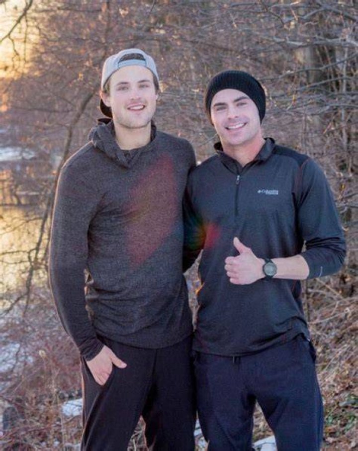 5 Things On Zac Efron’s Brother – Hollywood Life