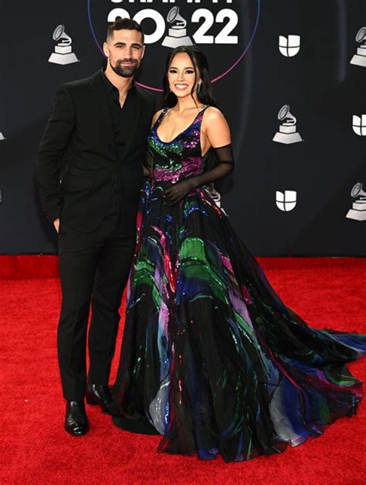 5 Things To Know About Becky G’s Fiancé – Hollywood Life