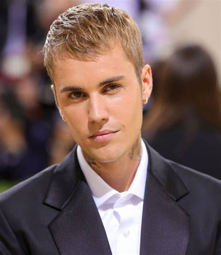 5 Things To Know About Justin Bieber’s Pregnant Ex – Hollywood Life