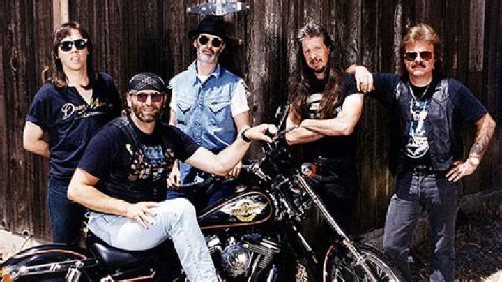 5 Things To Know About The Rock Band – Hollywood Life