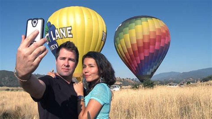 90 Day Fiance’s Evelyn Halas Welcomes First Child With Justin Halas – Hollywood Life