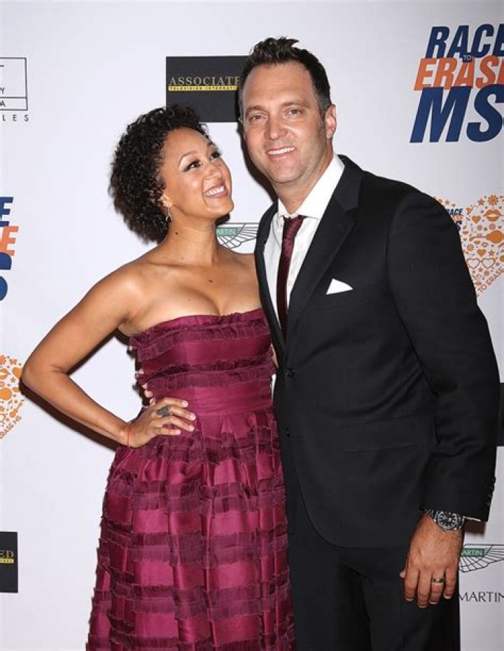 Adam Housley — Pics Of Tamera Mowry’s Husband – Hollywood Life