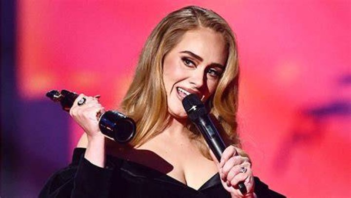 Adele Forgets The Lyrics To ‘I Drink Wine’ During Vegas Residency – Hollywood Life
