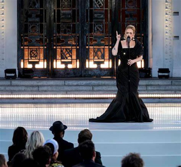 Adele Tries Beyonce’s Mute Challenge: Video – Hollywood Life
