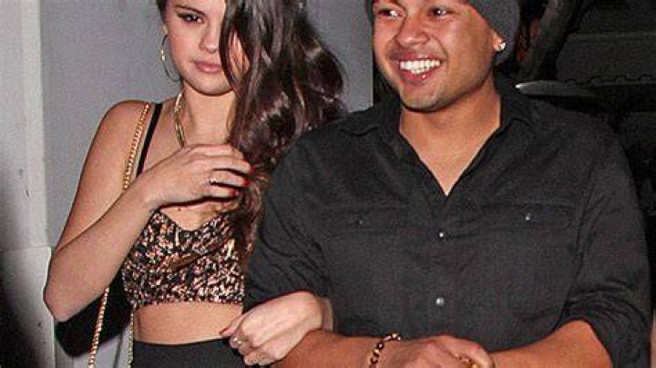 Alfredo Flores & Selena Gomez’s Grammy Date — Selena Back With Justin Bieber? – Hollywood Life