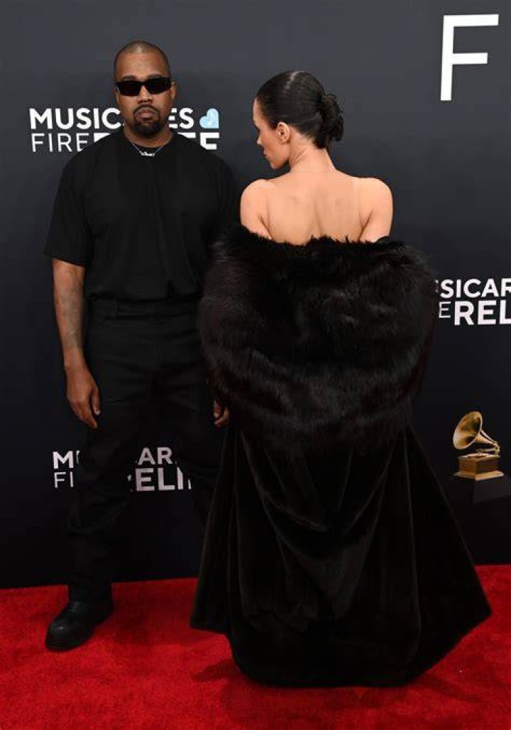 Alicia Keys Pays Tribute To Kobe Bryant At Grammys With Heartfelt Boyz II Men Performance