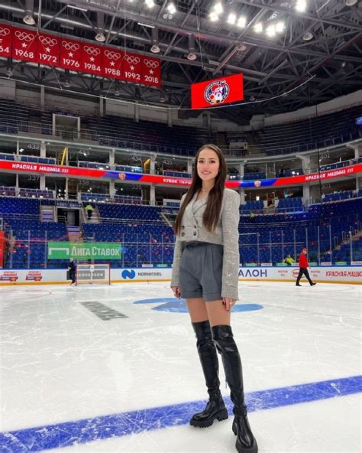 Alina Zagitova — PICS