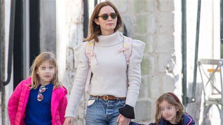 All About Her 2 Daughters With John Krasinki – Hollywood Life