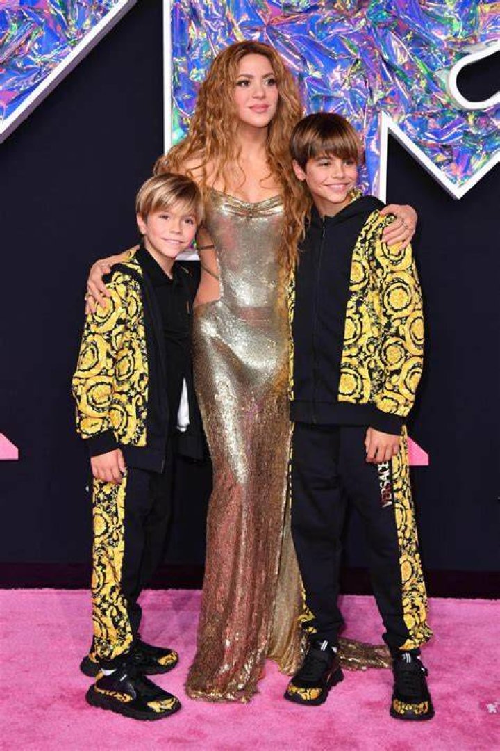 All About Her Two Kids – Hollywood Life
