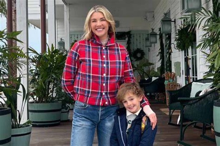 Amanda Kloots’ Son Elvis Surprises Her On ‘The Talk’ For Mother’s Day – Hollywood Life