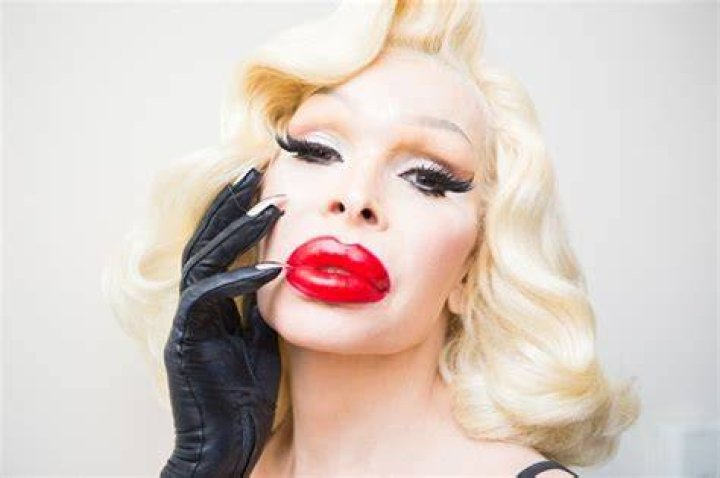 Amanda Lepore — Pics Of The Transgender Model