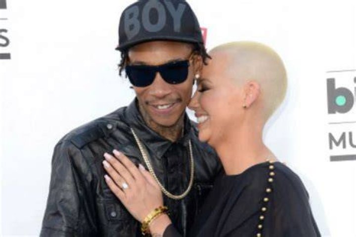 Amber Rose Declares Love For Wiz Khalifa: ‘My Heart Still Beats For Him’