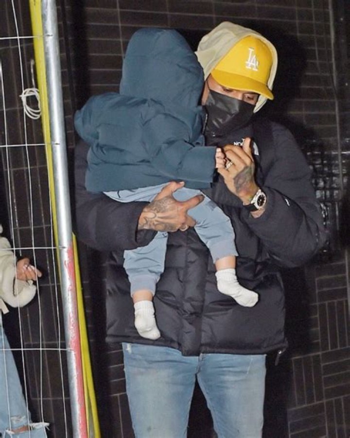 Ammika Harris Cuddles With Chris Brown’s Son Baby Aeko After Birthday – Hollywood Life