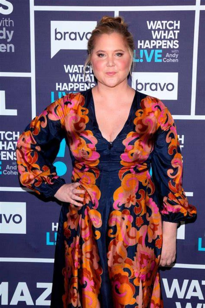 Amy Schumer Mocks Kim’s Body Wear Collection By Squeezing Into Fake Look To Hit ‘Runway’ – Pic