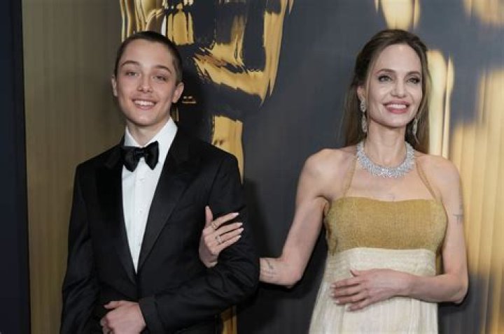 Angelina Jolie & Brad Pitt Come To Agreement Over French Chateau – Hollywood Life