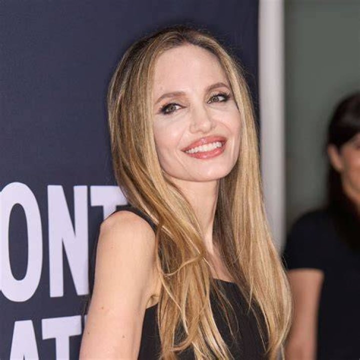 Angelina Jolie’s 6 Sexiest Looks Since Brad Pitt Split