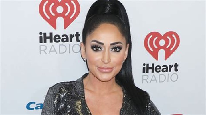 Angelina Pivarnick Gets Butt Lift & Films It For Instagram — Watch – Hollywood Life