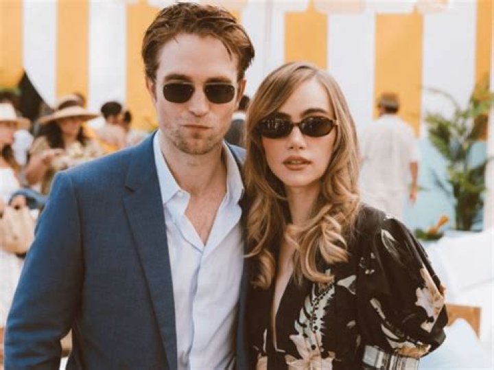 Are Robert Pattinson and Suki Waterhouse Getting Married? – Hollywood Life