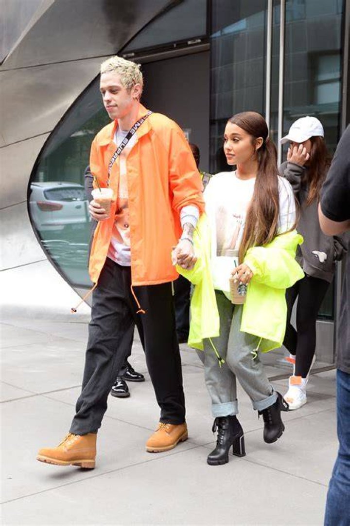 Ariana Grande’s Reaction To Pete Davidson’s Kim Kardashian Romance – Hollywood Life