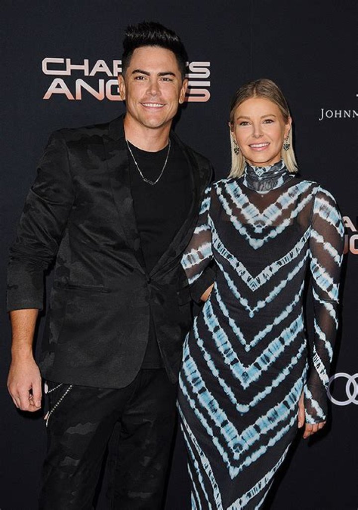 Ariana Madix Wears No Shoes As She Avoids Tom Sandoval: Photos – Hollywood Life
