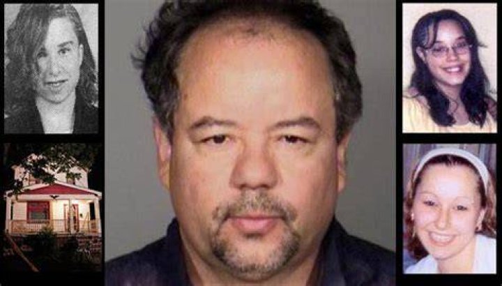Ariel Castro Confesses He’s A ‘Sexual Predator’ & Blames Kidnapped Women