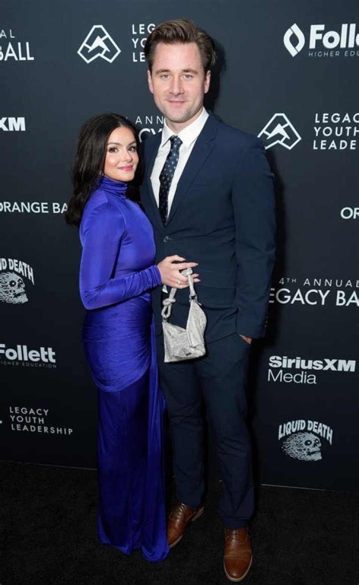 Ariel Winter & BF Luke Benward Snuggle In New Pics As He Sends His ‘Bunny’ Love On Her 22nd B-Day
