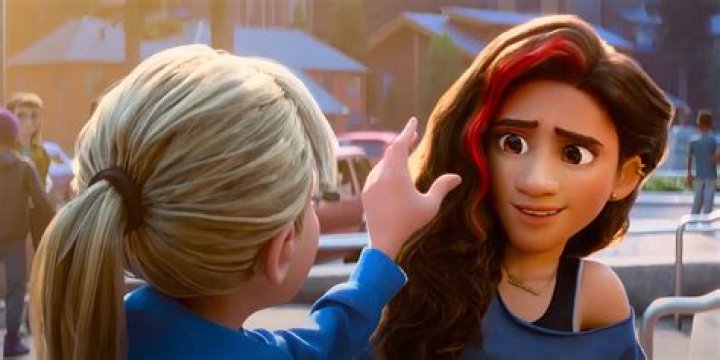 Ariel Winter Can’t Wait To Dye Her Hair Red Again: My ‘Baby’ Luke Benward Is ‘Pumped’ For It