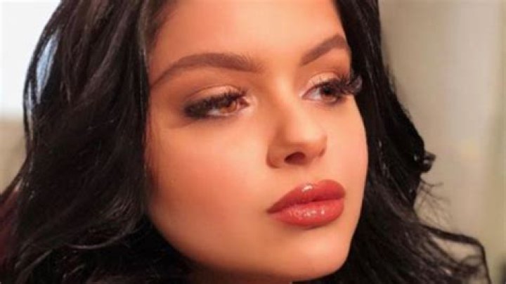 Ariel Winter’s Lips — Pouty Lips Thanks To Makeup Or Injections? – Hollywood Life