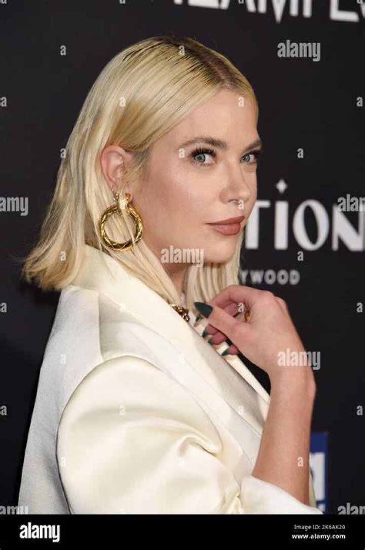 Ashley Benson Wears Plunging Gold Dress For Pre-Oscars Party: Pics – Hollywood Life