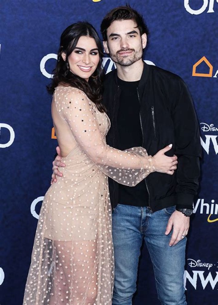 Ashley Iaconetti & Jared Haibon Share 1st Photos Of Baby Boy – Hollywood Life