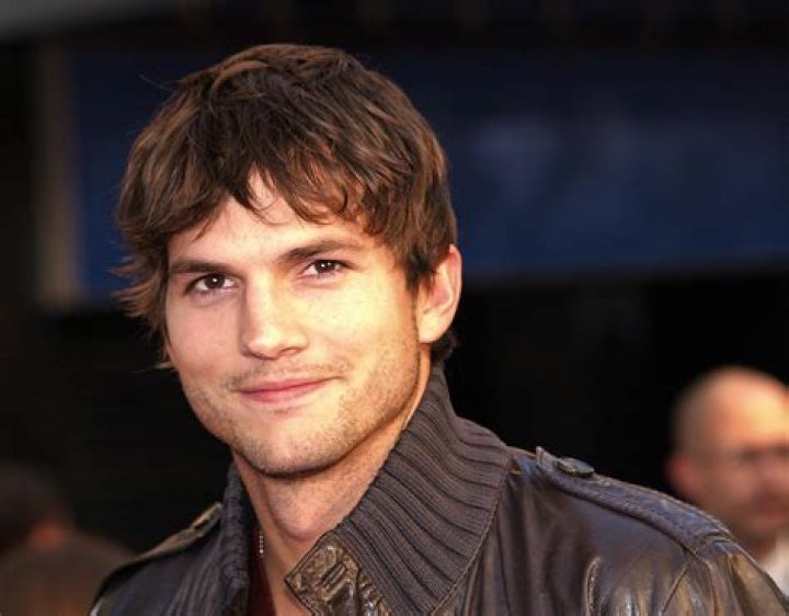 Ashton Kutcher – Hollywood Life