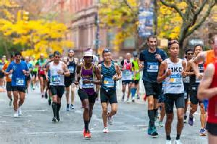‘Bachelorette’ Tayshia Adams Hospitalized Less Than 1 Week After Running NYC Marathon