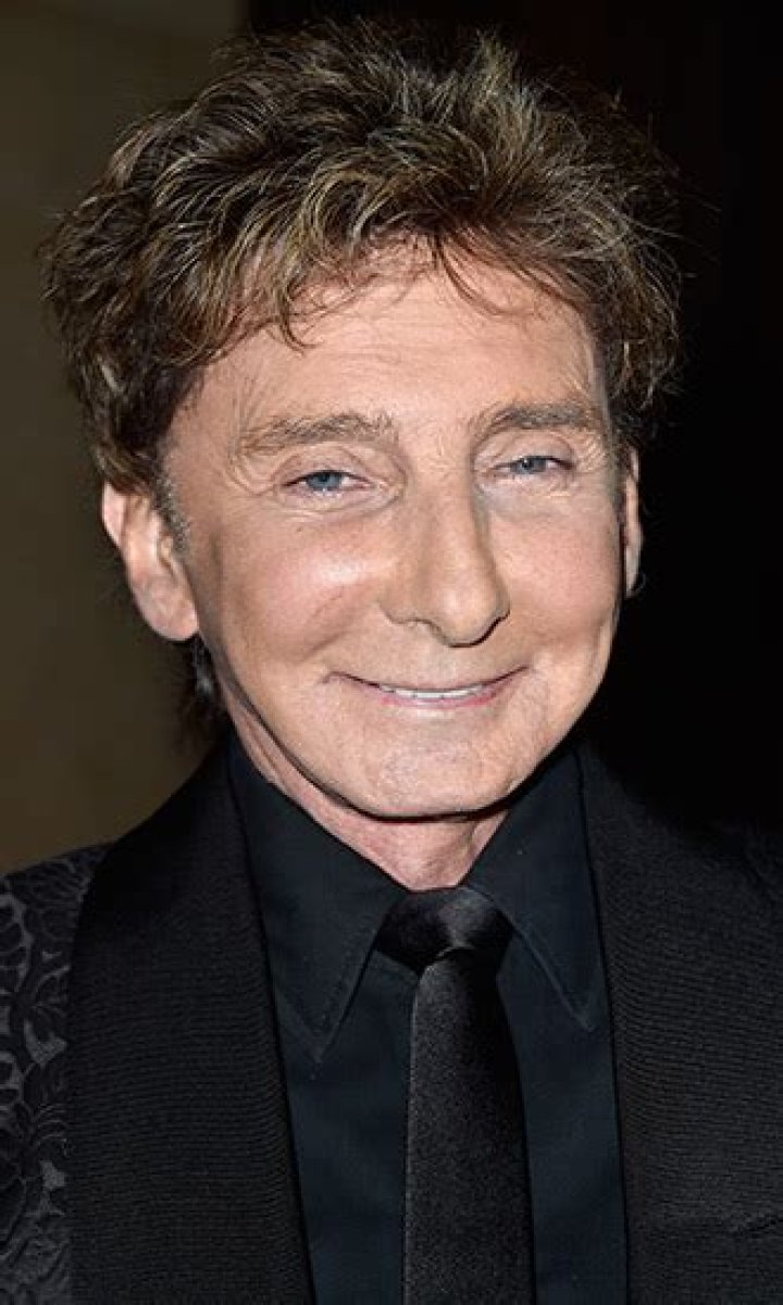 Barry Manilow Celeb Profile – Hollywood Life