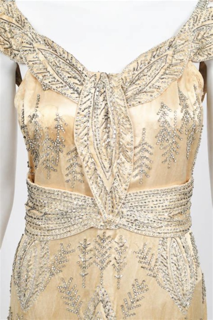 Beaded Gown – Hollywood Life