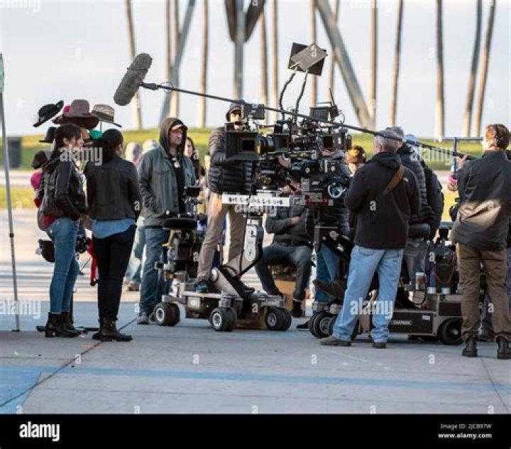 Behind The Scenes – Hollywood Life