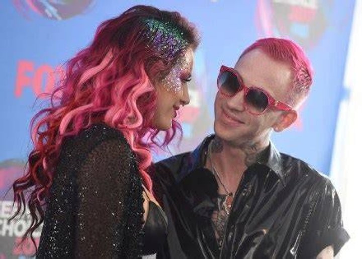 Bella Thorne Kisses Rapper Blackbear In Sexy New Pic & Continues To Fuel Romance Rumors