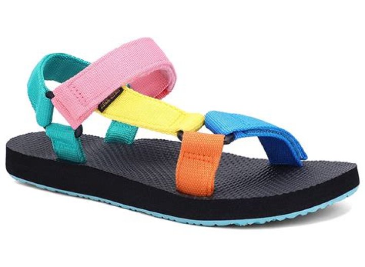 Best Athletic Sandal: Shop – Hollywood Life
