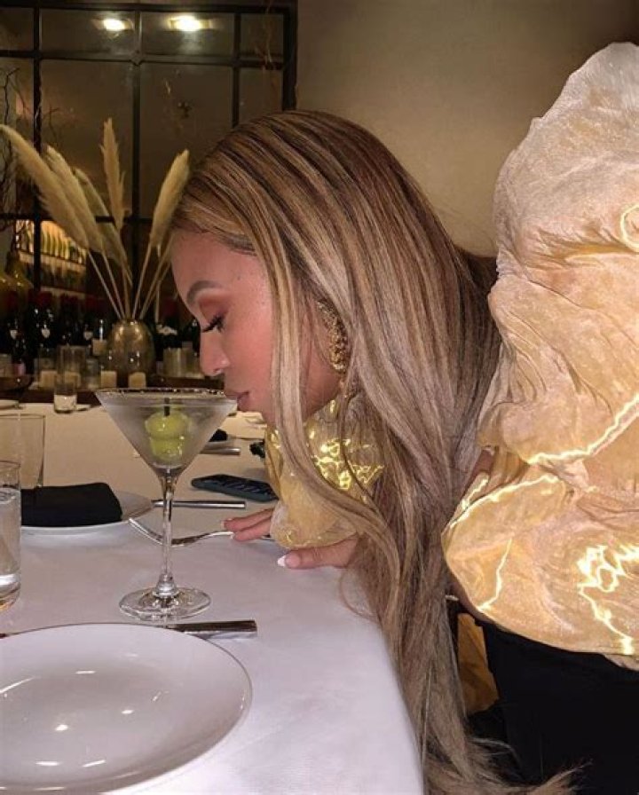 Beyoncé Sparks Rumors She’ll Star In New James Bond Movie With Cryptic New Martini Pic