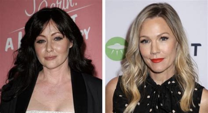 ‘BH90210’: Shannen Doherty Reveals Jennie Garth Once ‘Yanked’ Her Hair Out — ‘A Clump Of It’
