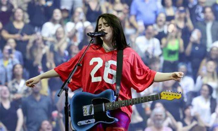 Billie Eilish Debuts First Live Performance Of New Song ‘No Time to Die’ At The 2020 BRIT Awards