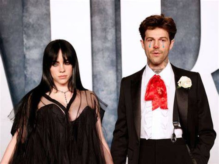 Billie Eilish Out After Halloween With New BF Jesse Rutherford: Photos – Hollywood Life