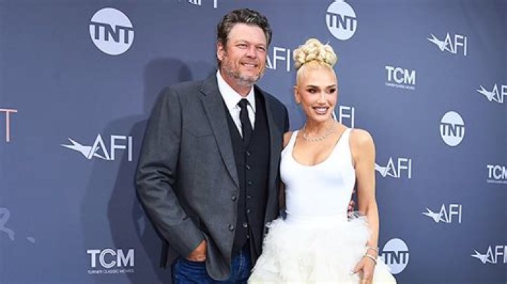 Blake Shelton Reveals Why Some Friends Weren’t Invited To Wedding – Hollywood Life