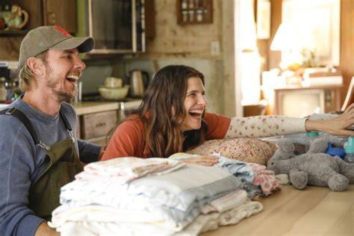 ‘Bless This Mess’ Preview: Rio, Kay & Janine Find Themselves In The Middle Of A Pregnancy Mix-Up