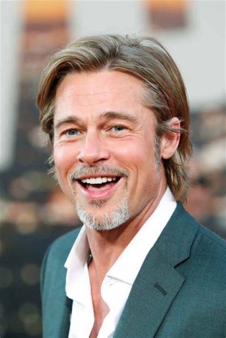 Brad Pitt & More – Hollywood Life