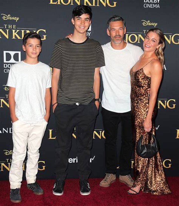 Brandi Glanville & Eddie Cibrian’s Son Makes Modeling Debut – Hollywood Life