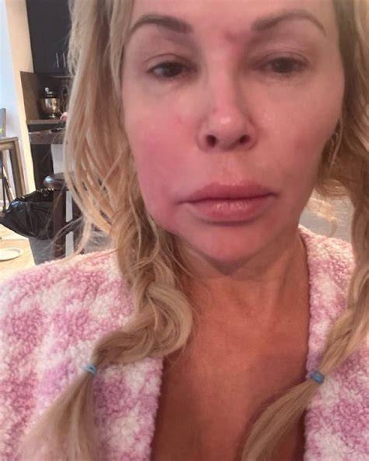 Brandi Glanville In Pink String Bikini After ‘RHUGT’ Drama: Video – Hollywood Life