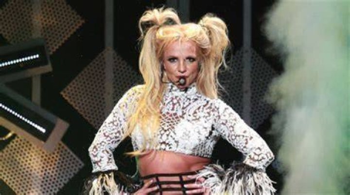 Britney Spears Dancing Rihanna Music Instagram Video  – Hollywood Life