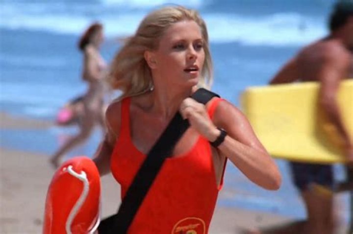 Britney Spears Runs Like A Sexy ‘Baywatch’ Babe In Throwback Video After Miscarriage